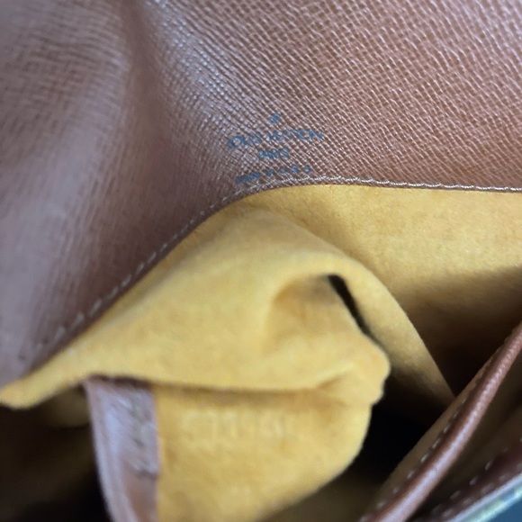 Authentic Louis Vuitton Monogram Musette Pm - Picture 3 of 8